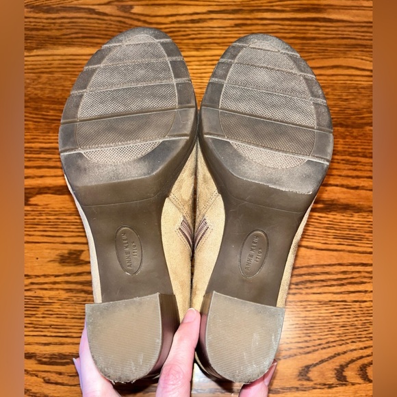 Anne Klein Rina Stacked Heel Dress Booties Size 7 - Picture 14 of 14